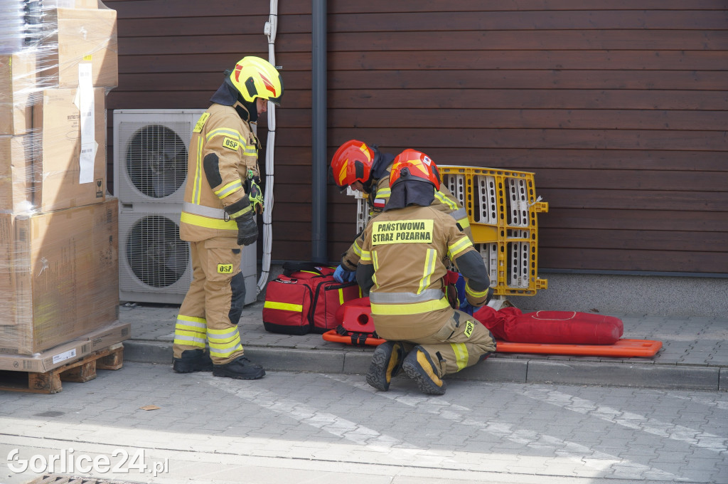 Ćwiczenia strażaków na Jarmarku Pogórzańskim (25.03)