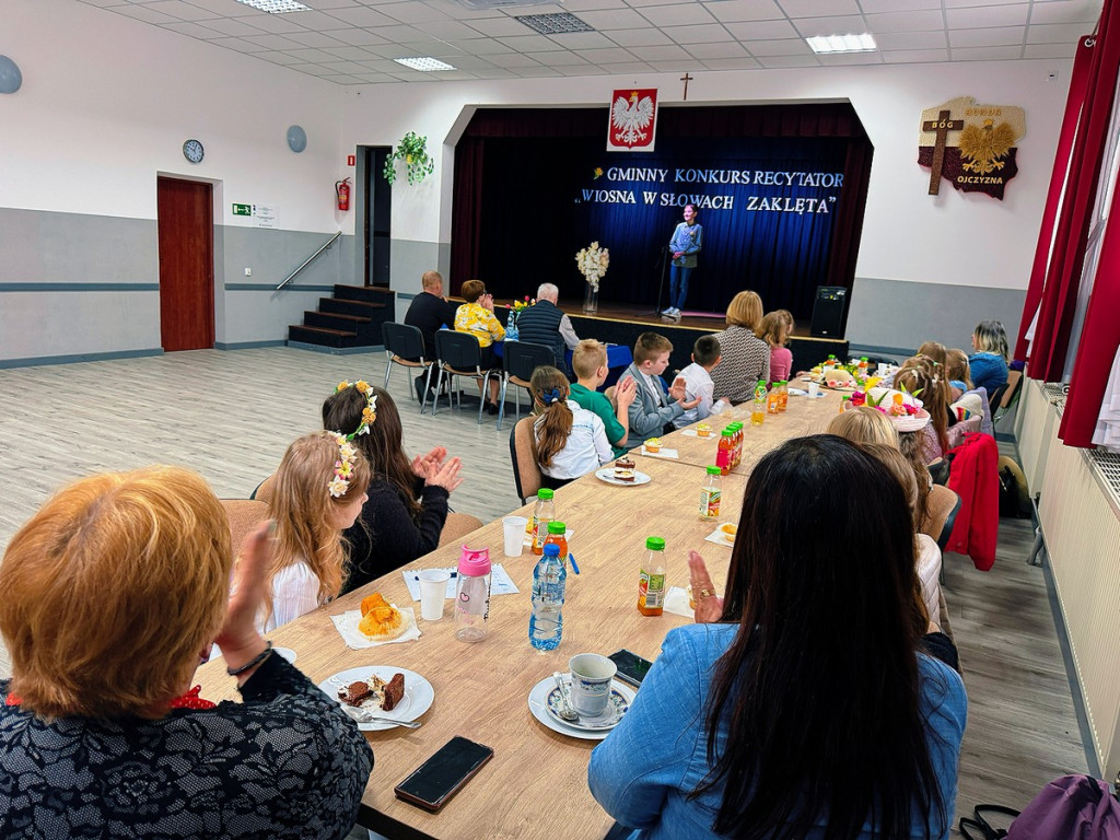 Wiosna w słowach zaklęta  - Konkurs recytatorski