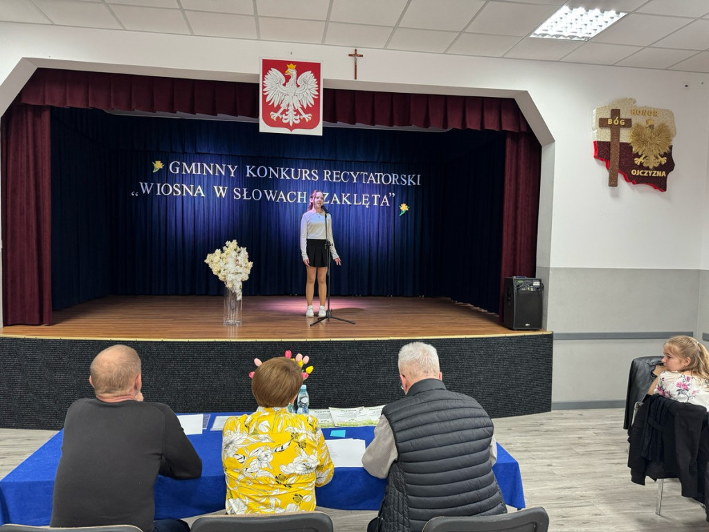 Wiosna w słowach zaklęta  - Konkurs recytatorski