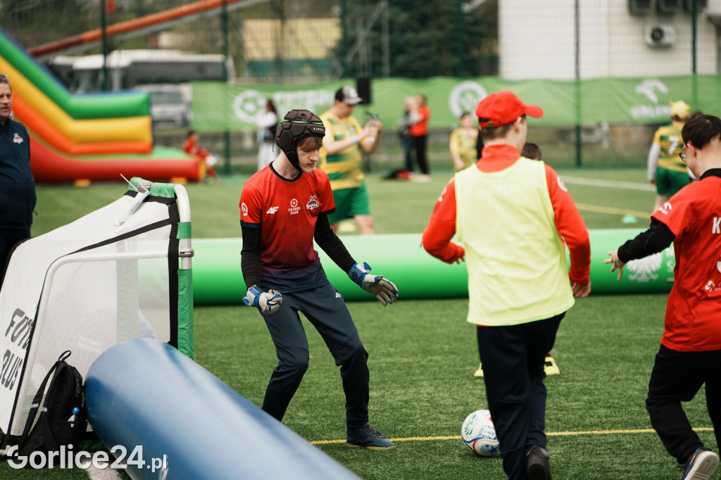 Turniej Piłkarski Futbol Plus w Gorlicach - piątek