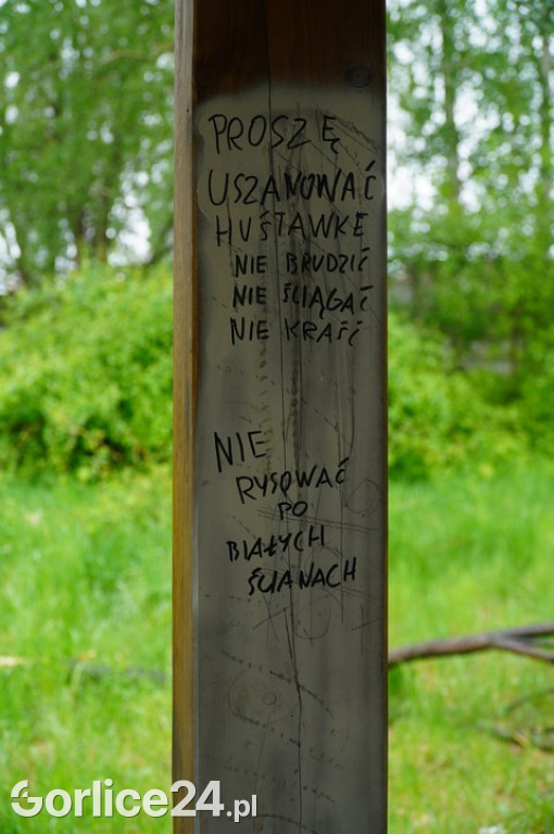 Dewastacja wiaty rekreacyjnej