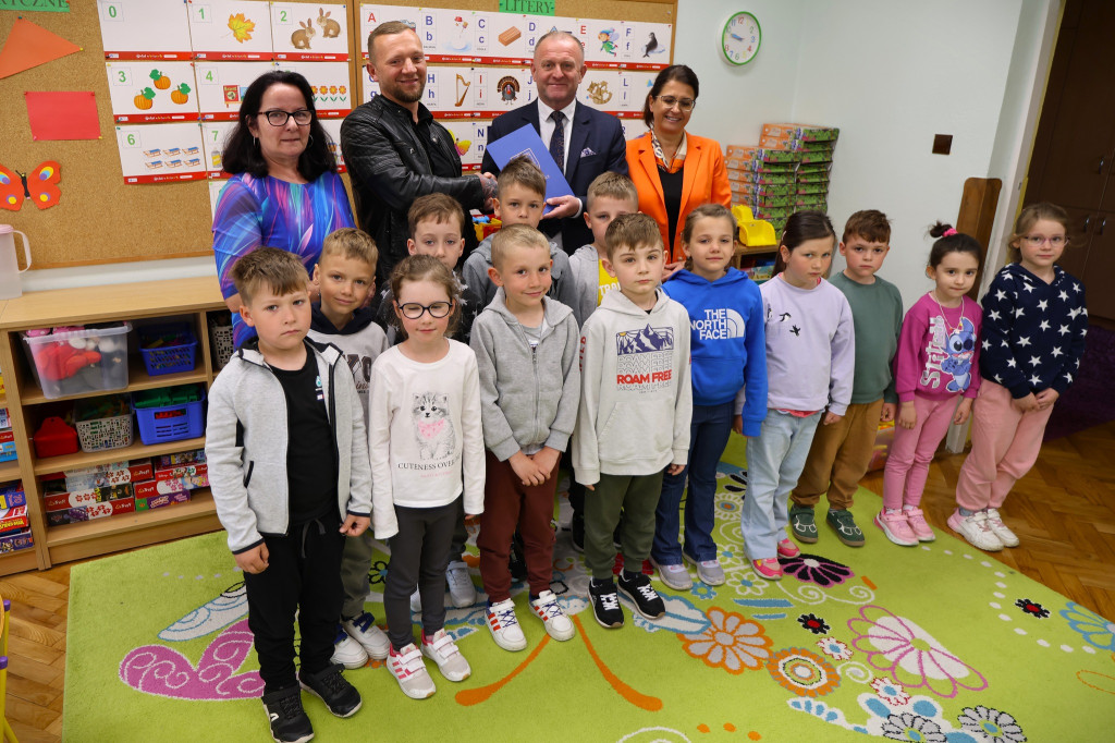 Podpisano umowy na modernizacje przedszkoli w Gminie Gorlice