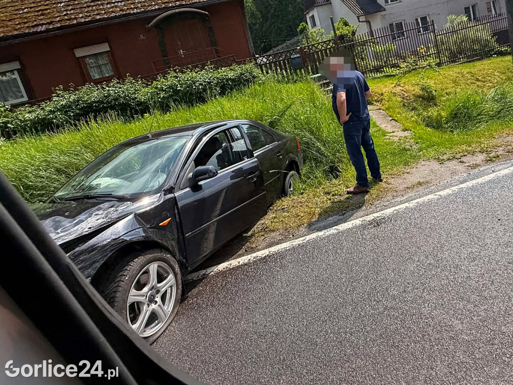 Dukielska czołówka ze śmieciarką