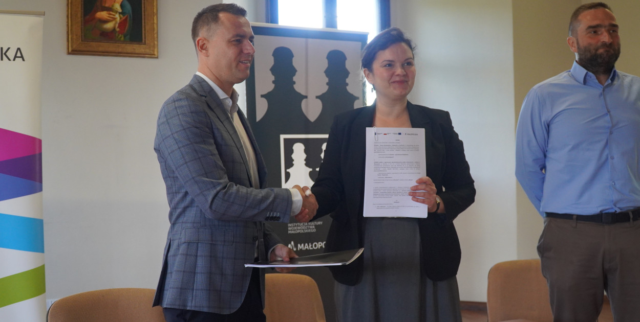 Uroczyste podpisanie umowy modernizacji Kasztelu