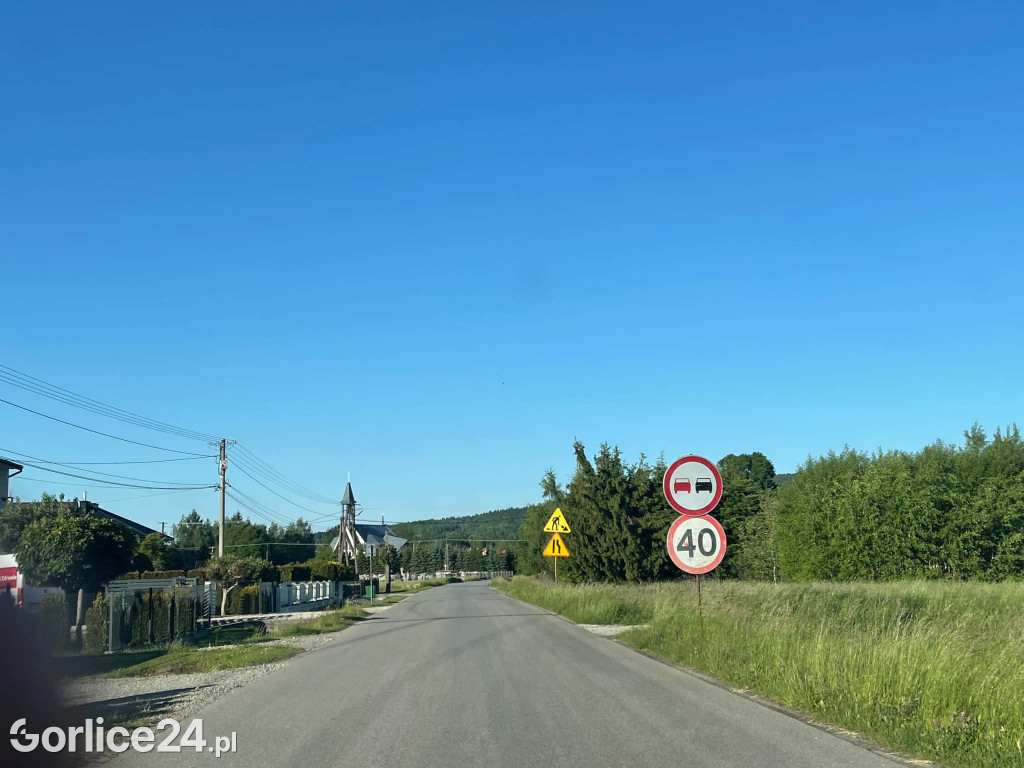 Chodnik w Wójtowej