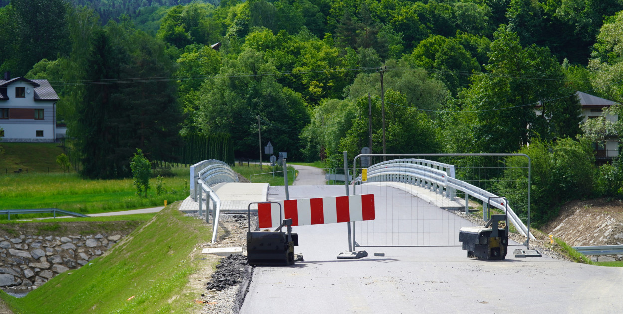 Remont mostu na Wólce w Szymbarku
