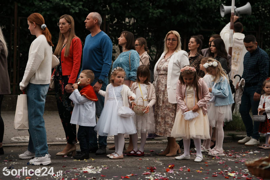 Procesja Bożego Ciała w parafii pw. Św. Jadwigi Królowej