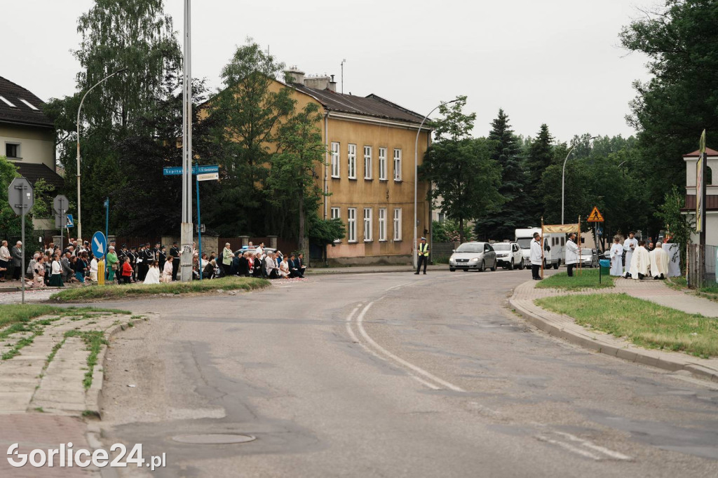 Procesja Bożego Ciała w parafii pw. Św. Jadwigi Królowej