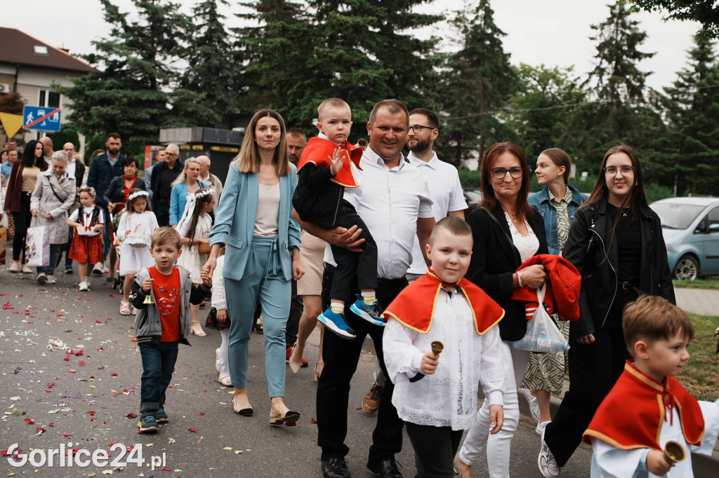Procesja Bożego Ciała w parafii pw. Św. Jadwigi Królowej