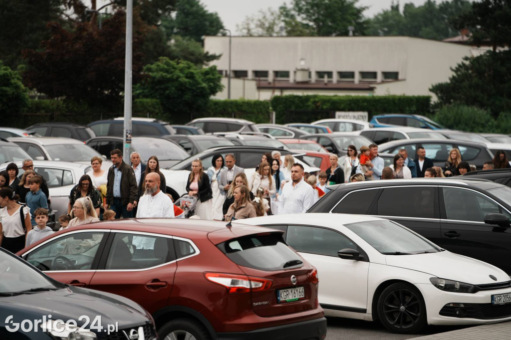 Procesja Bożego Ciała w parafii pw. Św. Jadwigi Królowej