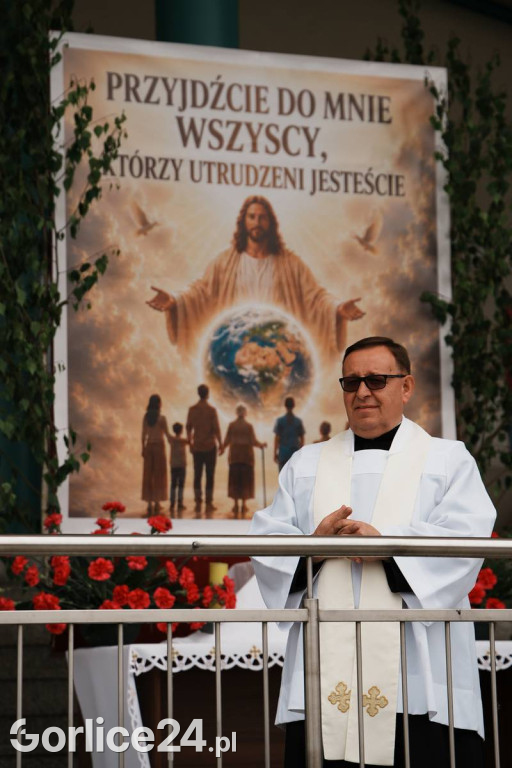 Procesja Bożego Ciała w parafii pw. Św. Jadwigi Królowej