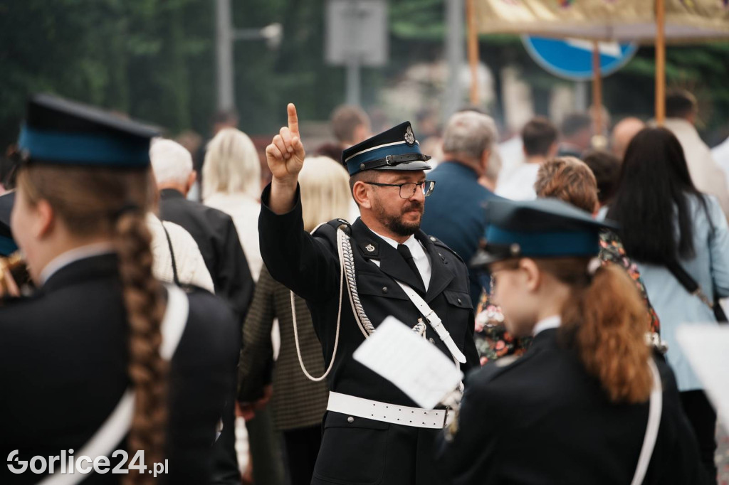 Procesja Bożego Ciała w parafii pw. Św. Jadwigi Królowej
