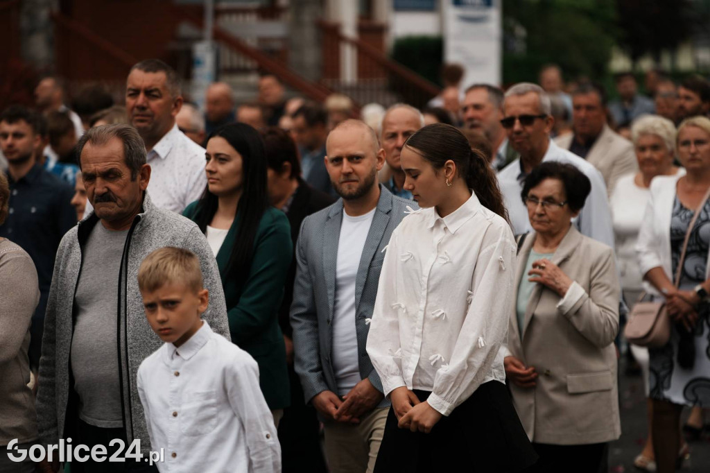Procesja Bożego Ciała w parafii pw. Św. Jadwigi Królowej
