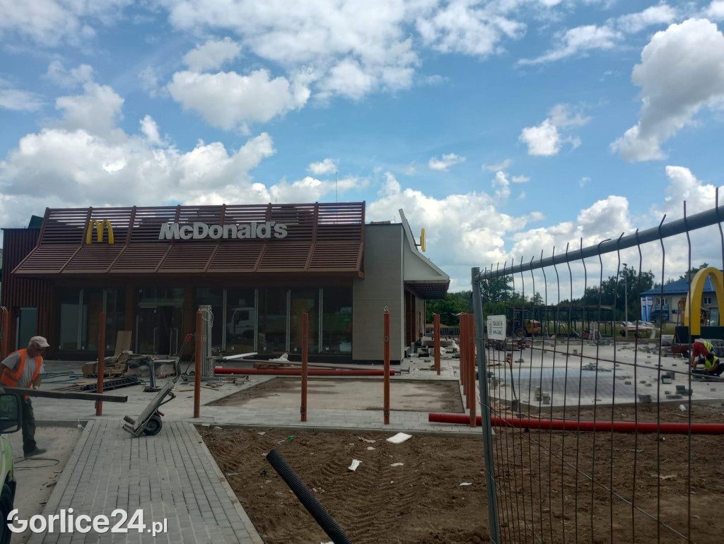 Budowa restauracji McDonald's