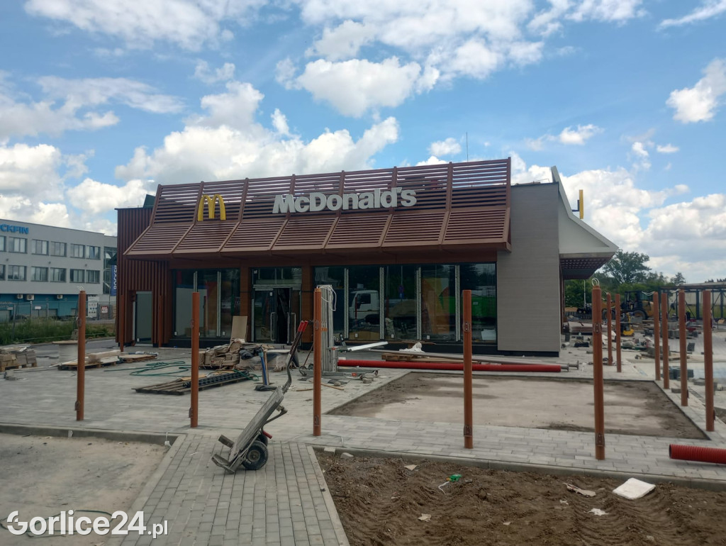 Budowa restauracji McDonald's