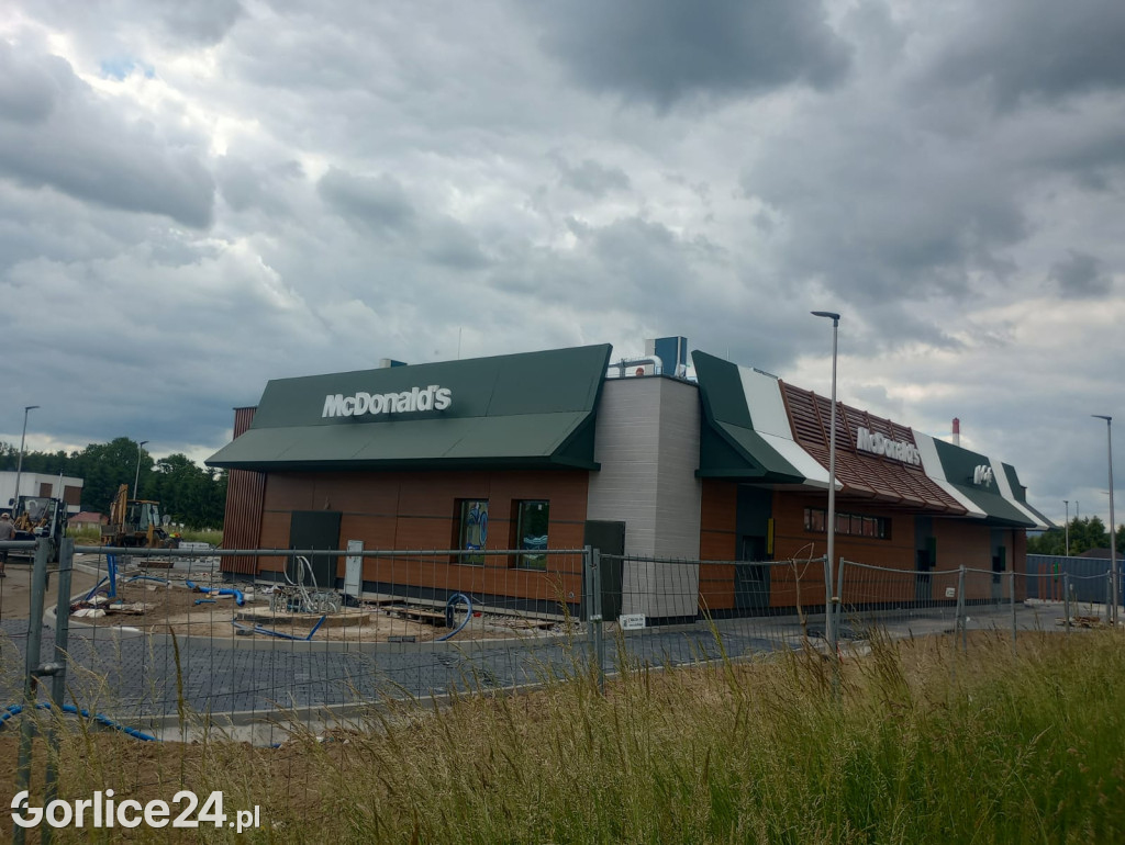 Budowa restauracji McDonald's
