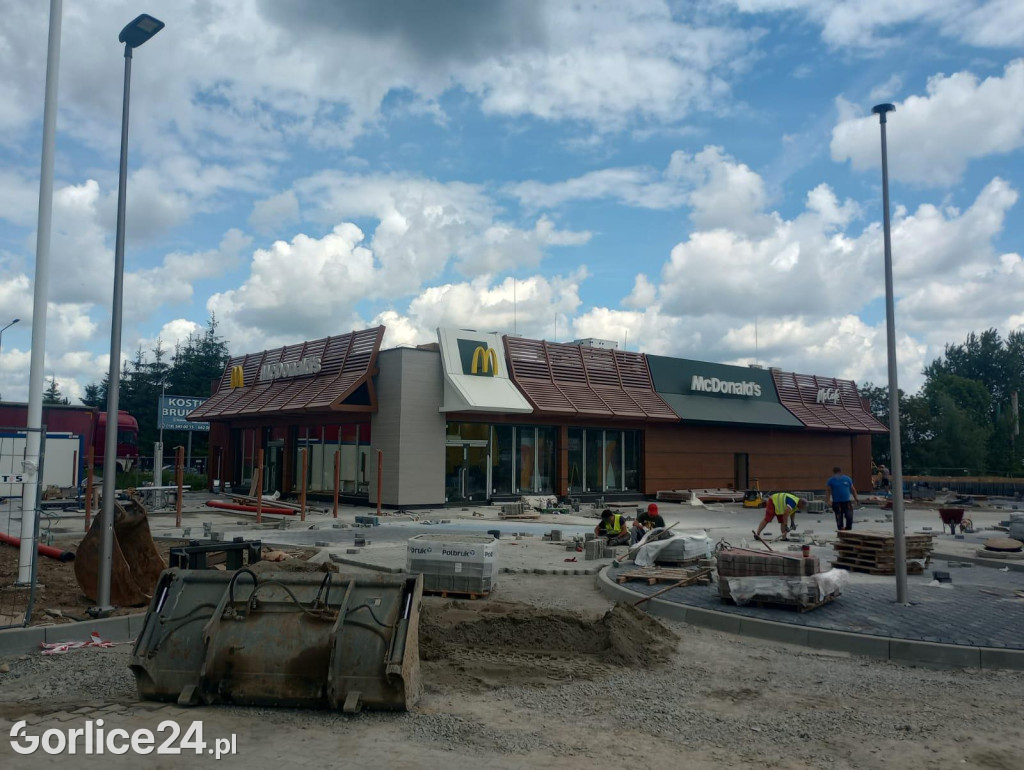 Budowa restauracji McDonald's