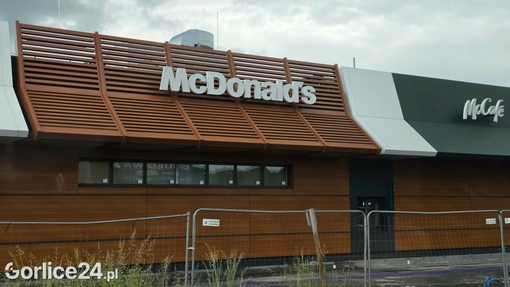 Budowa restauracji McDonald's