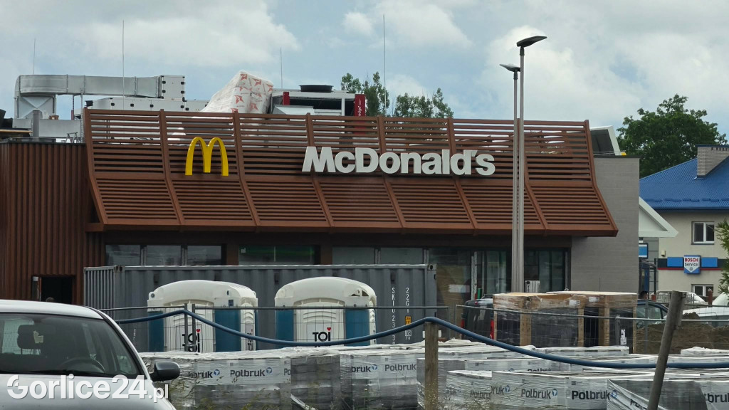 Budowa restauracji McDonald's