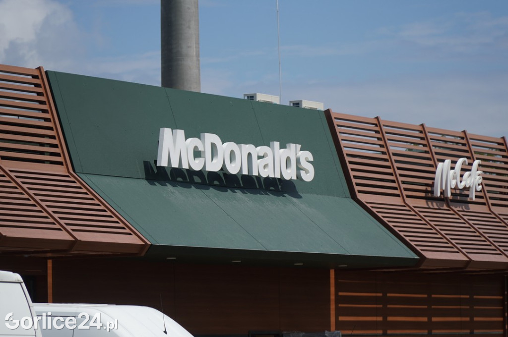 Pylon McDonalds