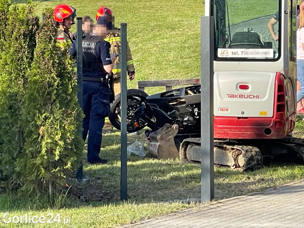 Zderzenie motocyklisty z minikoparką (12.06.2026)