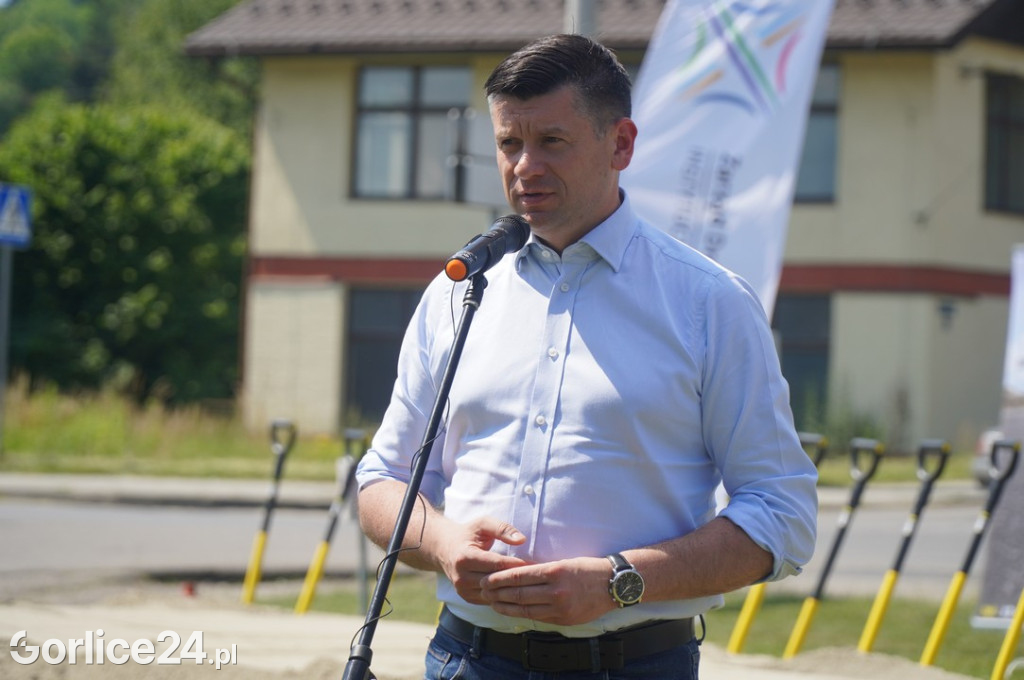 Rozpoczęcie budowy ronda w Bieczu