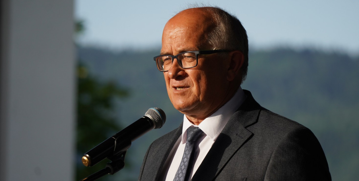 Fot. Piotr Boczoń / Gorlice24 / Witold Kochan podczas Dożynek Gminnych w Ropie 2023
