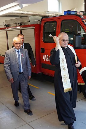 Uroczyste otwarcie remizy OSP w Ropie (29.09.)-2525
