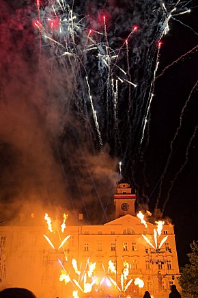 Festiwal Światła - show na gorlickim Rynku (03.05.)-5671