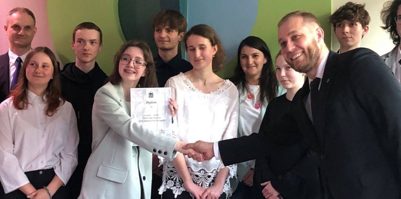 Uczennica Kromera zdobyła pierwsze miejsce w Olimpiadzie Wiedzy Ekologicznej! - 23095