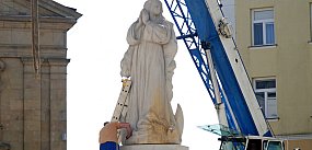 Figura Maryi Niepokalanej na swoim miejscu. Od dziś spo