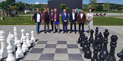 Nowe pole szachowe w Bobowej już otwarte!-23826