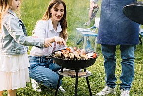Czy 2 maja to dzień wolny od pracy? Jak działają sklepy i urzędy?-33532