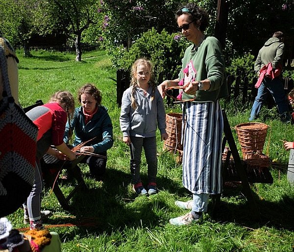 Otwarcie sezonu letniego w szymbarskim skansenie [FOTO]-33531