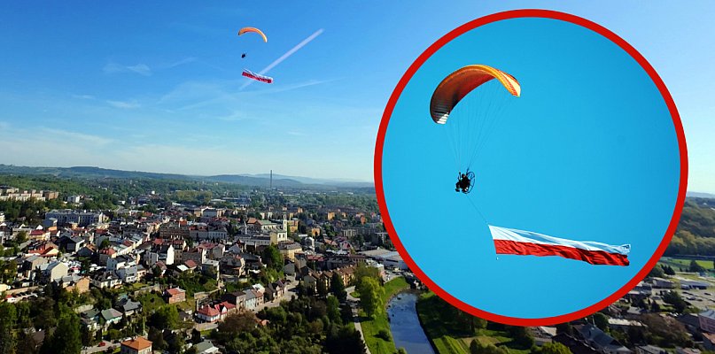 Z wielką flagą latał nad Gorlicami. Zobacz Piotra Szczerbę na filmie [FOTO/WIDEO] - 33594