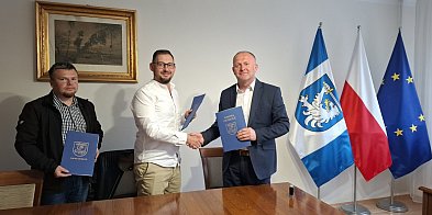 Nowe przetargi i podpisane umowy. Gmina Gorlice stawia -33784