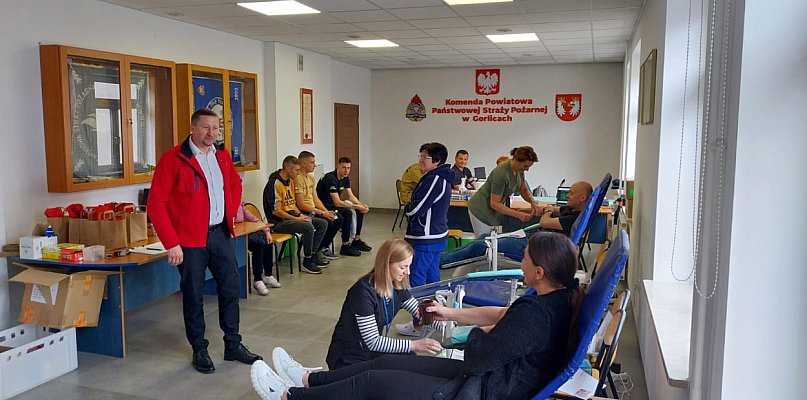 U strażaków leje się dzisiaj... krew! Trwa akcja krwiodawstwa [FOTO] - 33814