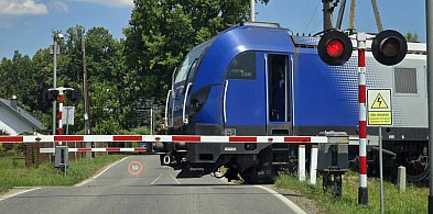 Gmina Bobowa. Wstrzymany ruch kolejowy. Śmierć mężczyzny przy torowisku-34098