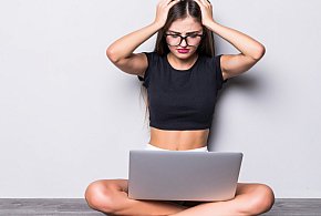 Gorliczanka chciała kupić bilety na imprezę artystyczną. Straciła sporo kasy-34149