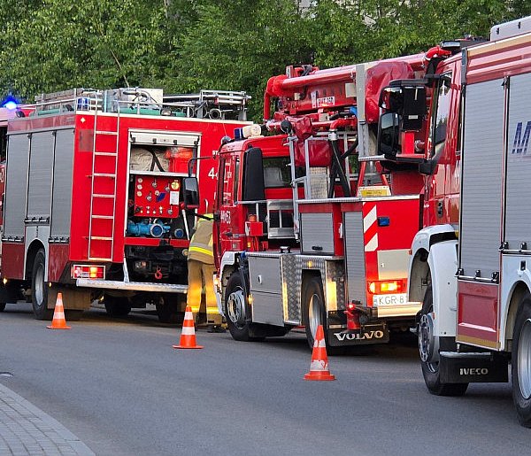 Znów się paliło w Marianówce. Na miejscu cztery zastępy straży pożarnej [FOTO]-34242