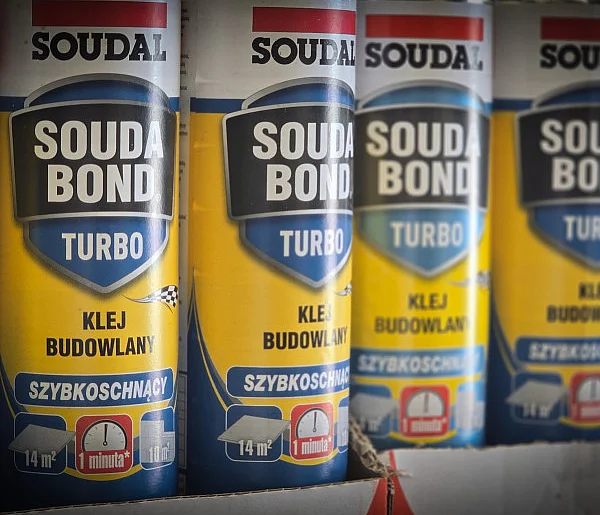 Szukasz solidnego kleju budowlanego? Oto on, znajdziesz - 34277
