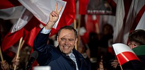 PKW policzyła głosy. Wybory prezydenckie wygrywa Nawroc