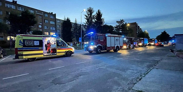 Akcja straży pożarnej w bloku przy ul. Konopnickiej [FOTO] Aktualizacja