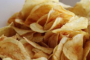 Chipsy Lay’s znikają z półek. W tej partii wykryto niebezpieczne substancje-35272