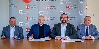 Powiat Gorlicki wspiera zabytki. Przyznano dotacje obiektom sakralnym-35281