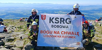 W pełnym rynsztunku na szczyt! Bobowscy druhowie promuj-35385