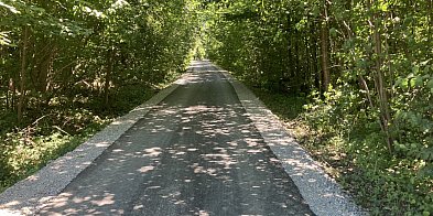 Nowa nawierzchnia na odcinku w Sękowej – inwestycja zre-35394
