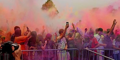 Poznaj gwiazdy Festiwalu Kolorów w Gorlicach tego lata!-35464