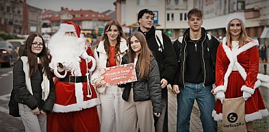 Portalowy Mikołaj pojawił się na gorlickich ulicach. Zobaczcie zdjęcia [FOTO]