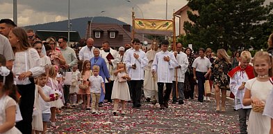 Uroczystości Bożego Ciała. Sprawdźcie godziny procesji w gorlickich parafiach